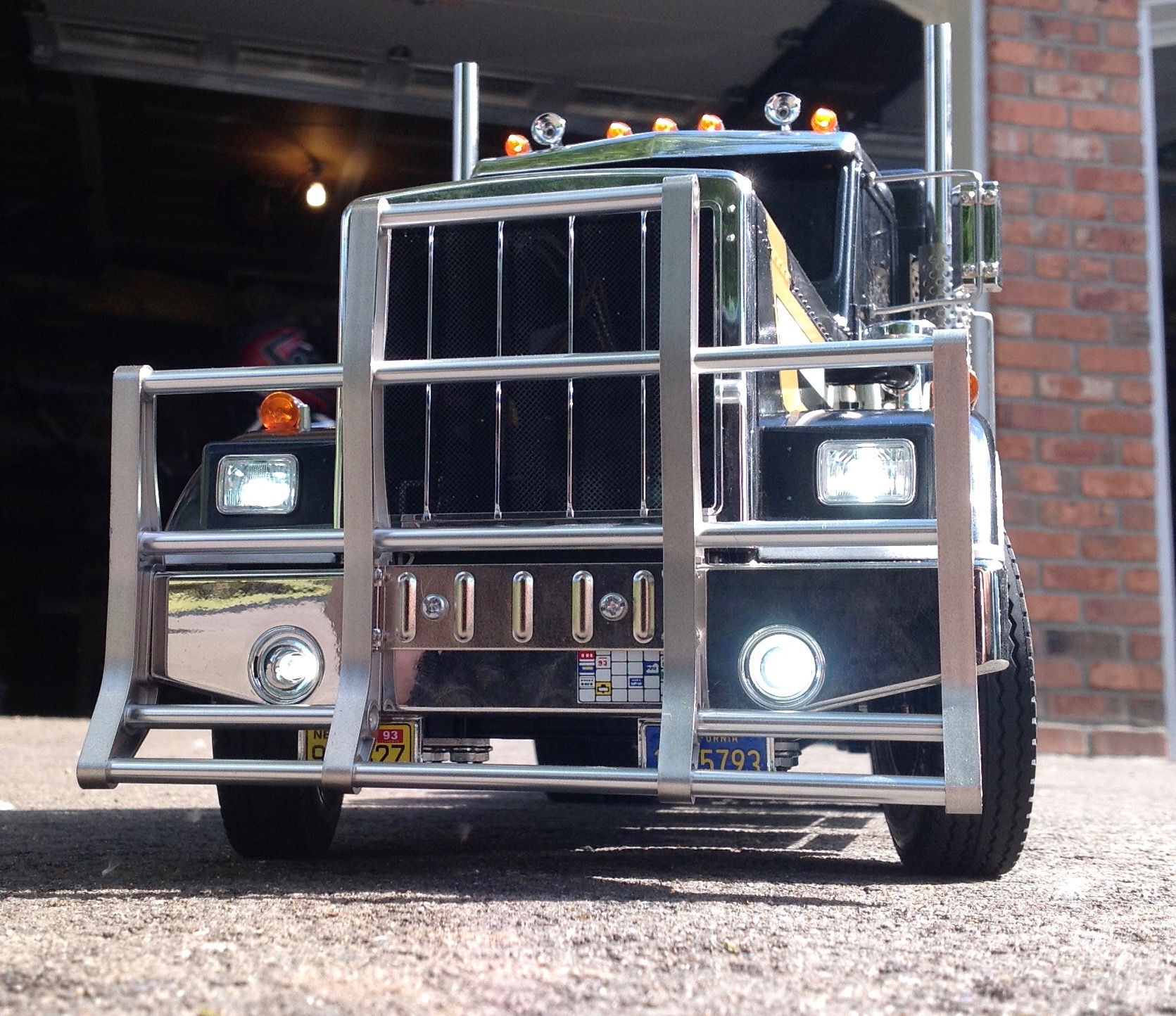 タミヤ　KING HAULER ブラック　プロポ付 Amazon.com: Tamiya 56336 RC King Hauler Black Edition : Toys